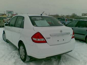 2005 Nissan Tiida Latio Pictures