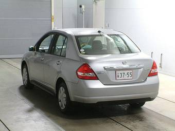 2005 Nissan Tiida Latio Pictures