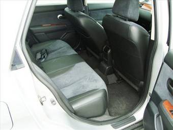 2005 Nissan Tiida Latio Photos