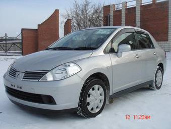 2005 Nissan Tiida Latio Pictures