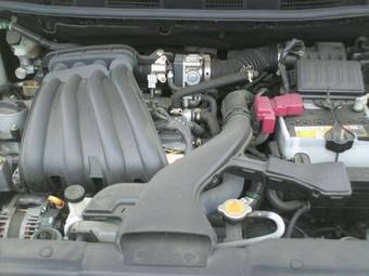 2005 Nissan Tiida Latio Images