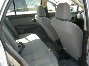 2005 Nissan Tiida Latio Photos