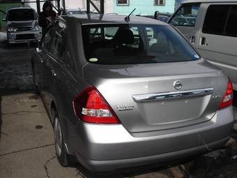 2005 Nissan Tiida Latio Photos