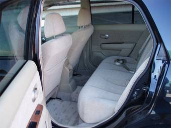 2005 Nissan Tiida Latio Pictures