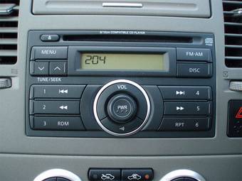2005 Nissan Tiida Latio Pictures