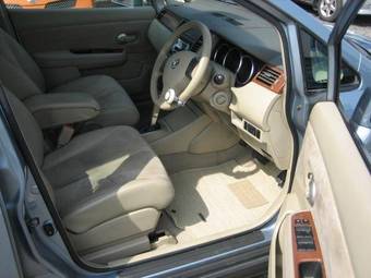 2005 Nissan Tiida Latio Images