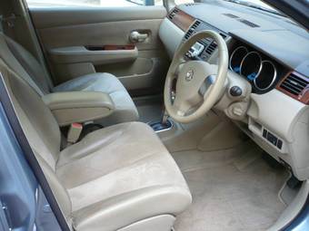 2005 Nissan Tiida Latio Photos