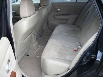 2005 Nissan Tiida Latio Images