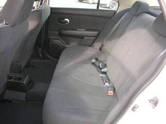 2005 Nissan Tiida Latio Pics