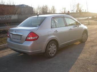 2005 Nissan Tiida Latio Pictures