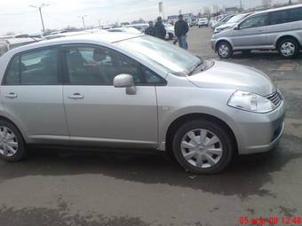 2005 Nissan Tiida Latio Photos