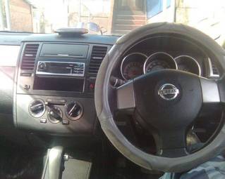 2005 Nissan Tiida Latio Photos
