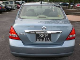 2005 Nissan Tiida Latio Wallpapers