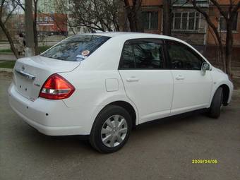 2005 Nissan Tiida Latio Photos