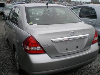 2005 Nissan Tiida Latio Photos