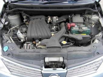 2005 Nissan Tiida Latio Photos