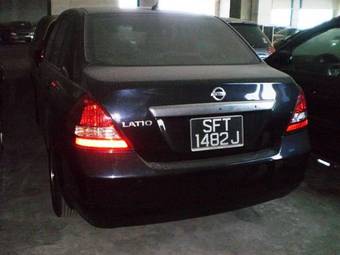 2005 Nissan Tiida Latio Pictures