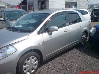 2005 Nissan Tiida Latio Photos