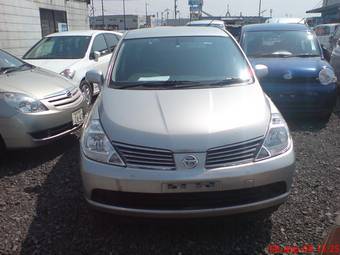 2005 Nissan Tiida Latio Photos