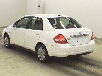 2005 Nissan Tiida Latio Pictures
