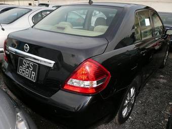 2005 Nissan Tiida Latio Photos