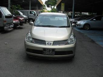 2005 Nissan Tiida Latio Pictures