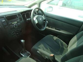 2005 Nissan Tiida Latio Pictures