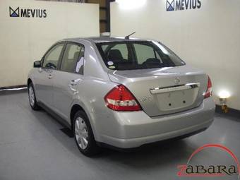 2005 Nissan Tiida Latio Pictures