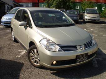 2005 Nissan Tiida Latio Pictures