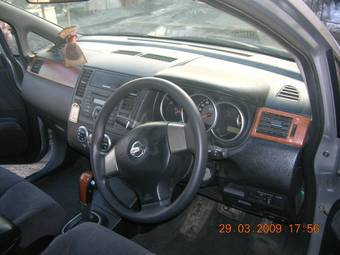 2005 Nissan Tiida Latio Photos