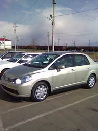 2005 Nissan Tiida Latio Pictures