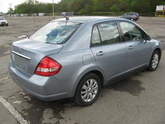 2005 Nissan Tiida Latio Pics