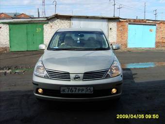 2005 Nissan Tiida Latio Photos