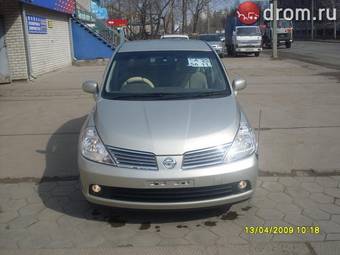2005 Nissan Tiida Latio Pictures