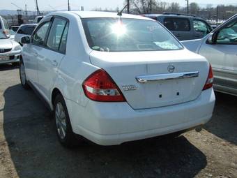 2005 Nissan Tiida Latio Photos