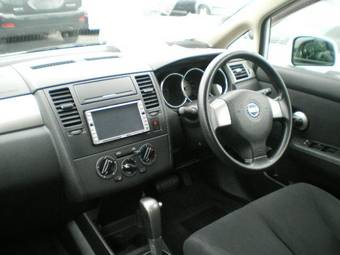 2005 Nissan Tiida Latio Photos