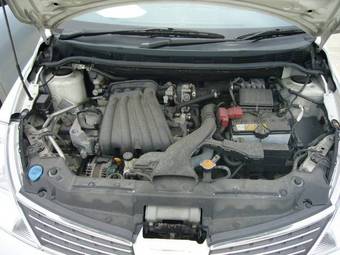 2005 Nissan Tiida Latio Pictures