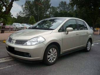 2005 Nissan Tiida Latio Pictures