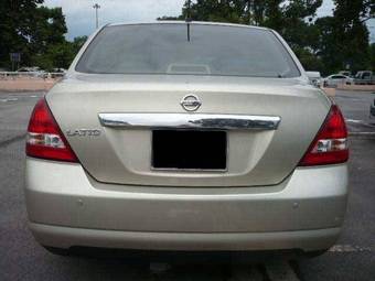 2005 Nissan Tiida Latio Photos
