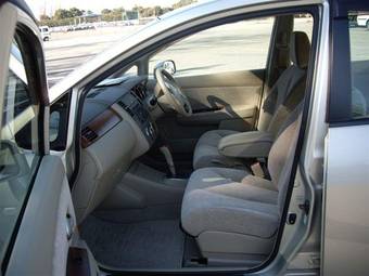 2005 Nissan Tiida Latio Photos