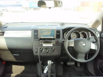 2005 Nissan Tiida Latio Photos