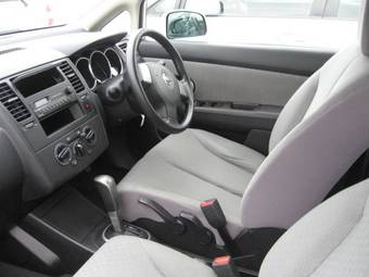 2005 Nissan Tiida Latio Pictures