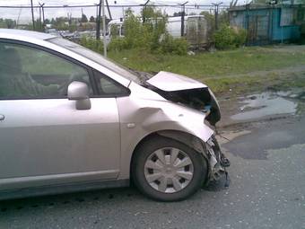2005 Nissan Tiida Latio Pics