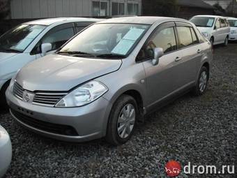 2005 Nissan Tiida Latio Photos