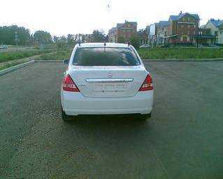 2005 Nissan Tiida Latio Photos