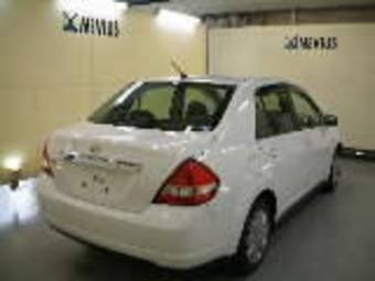 2005 Nissan Tiida Latio Photos