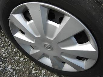 2005 Nissan Tiida Latio Pictures