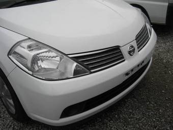 2005 Nissan Tiida Latio Pictures