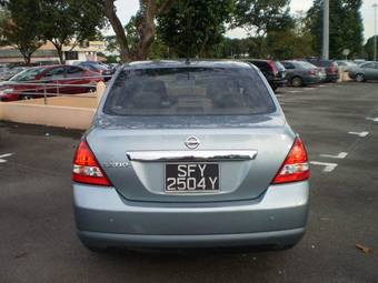 2005 Nissan Tiida Latio Pictures