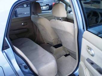 2005 Nissan Tiida Latio Photos